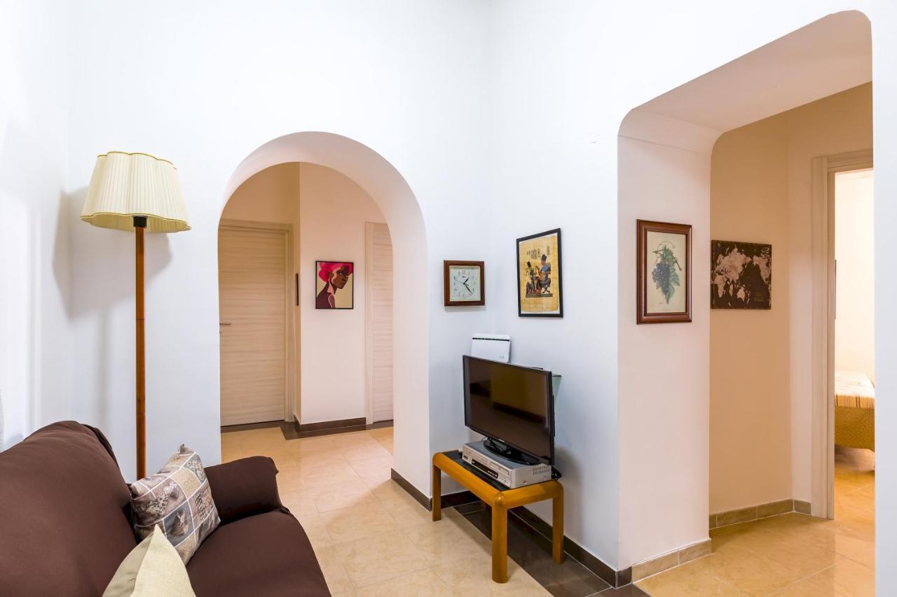 Rione Emanuele III - 4 bedroom apartment Napoli Esterno foto
