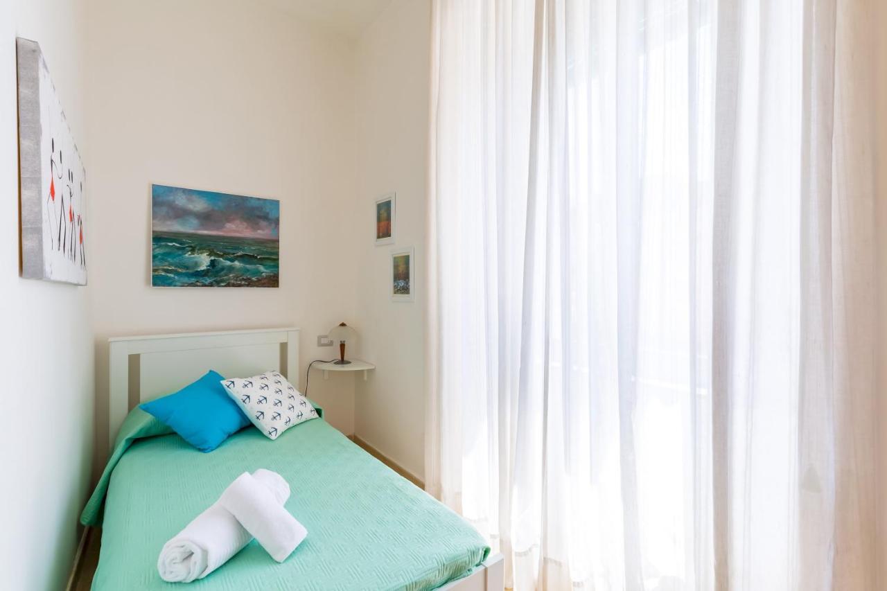 Rione Emanuele III - 4 bedroom apartment Napoli Esterno foto
