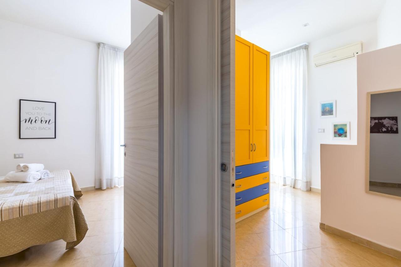 Rione Emanuele III - 4 bedroom apartment Napoli Esterno foto