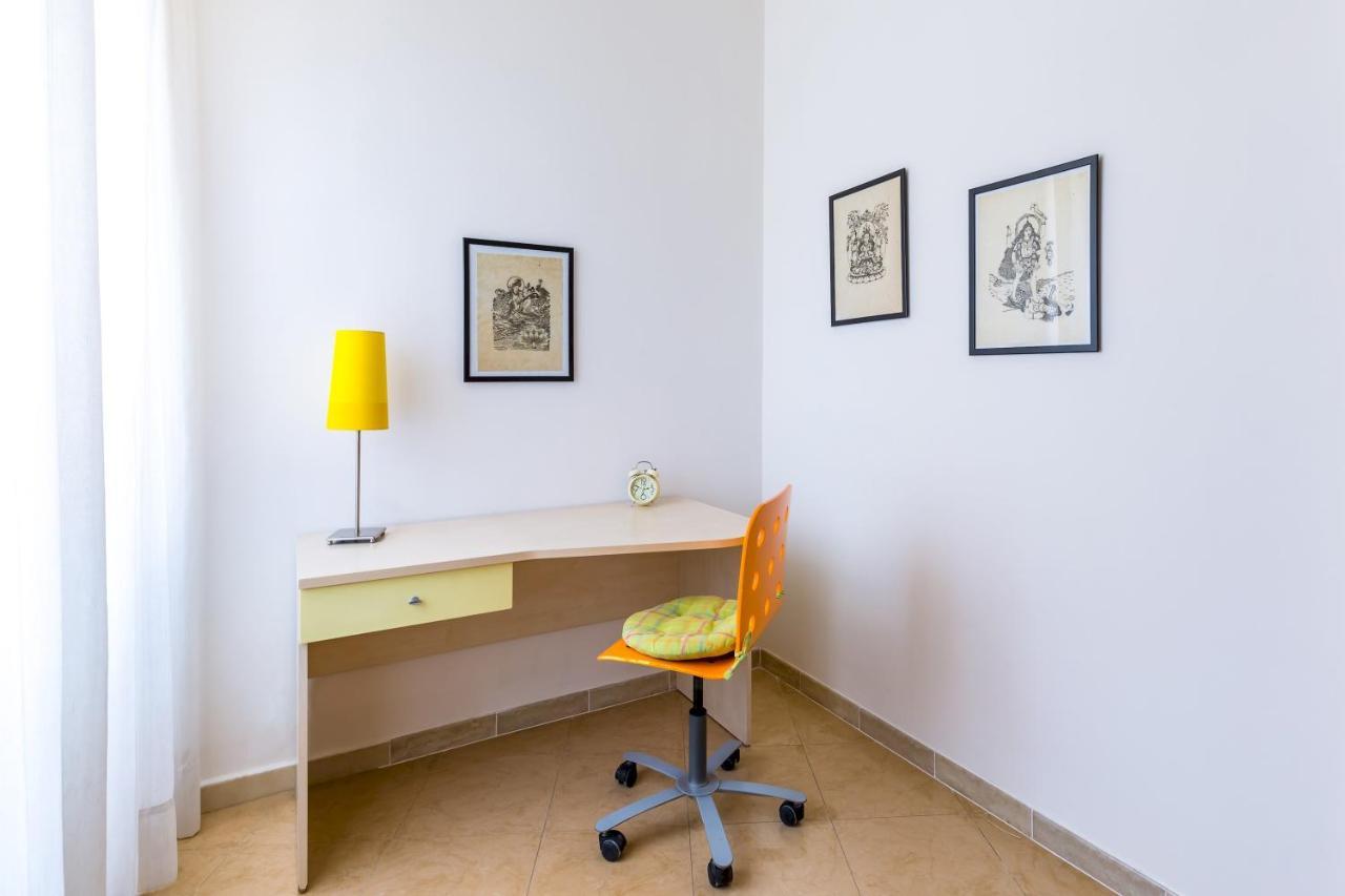 Rione Emanuele III - 4 bedroom apartment Napoli Esterno foto