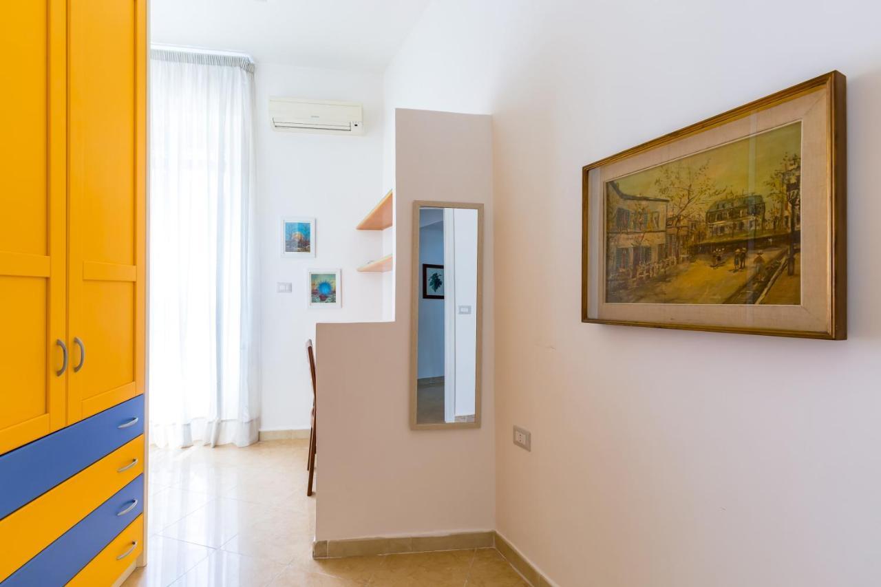 Rione Emanuele III - 4 bedroom apartment Napoli Esterno foto